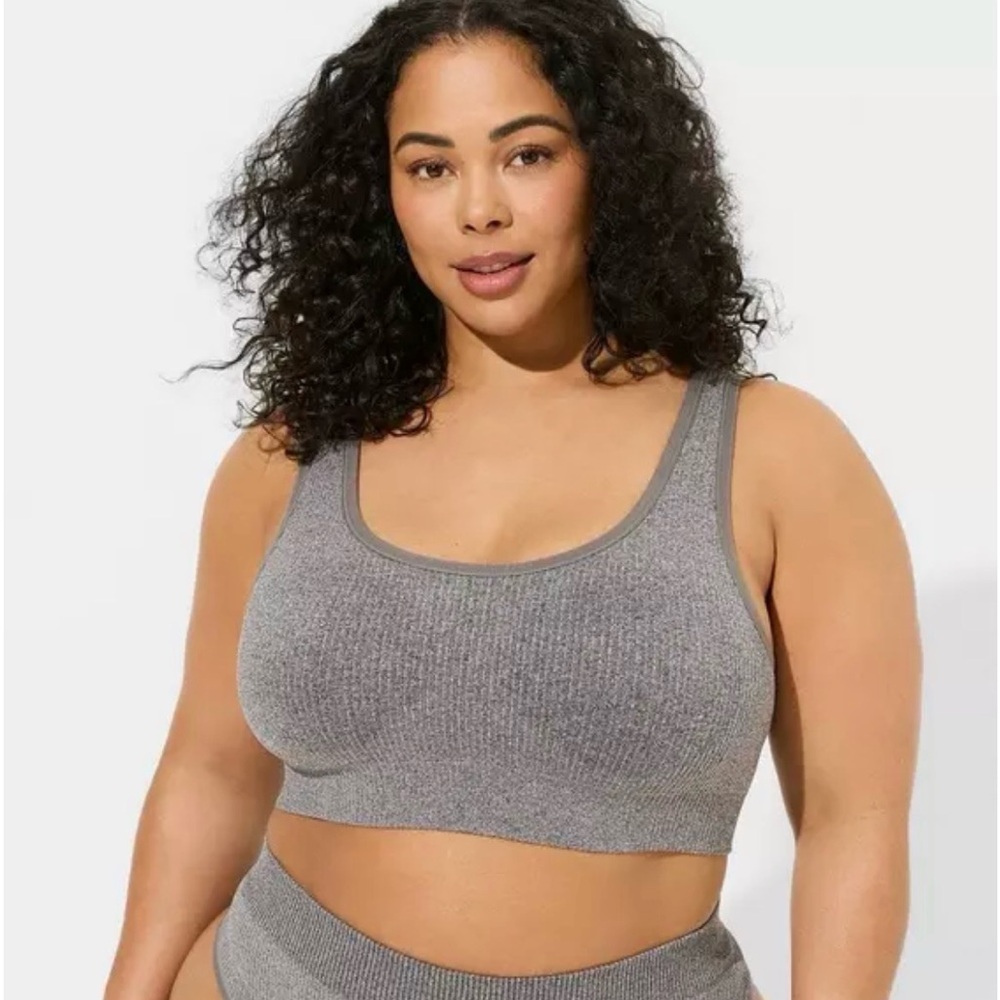 TORRID SCOOP NECK BRALETTE
